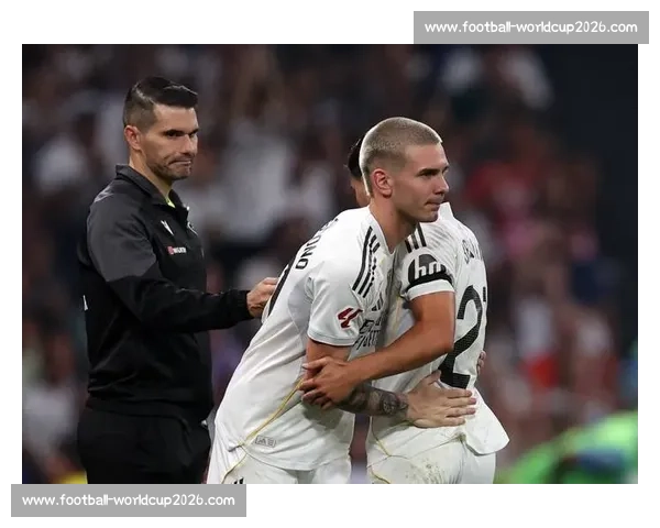 德米凯利斯预言成真：16 岁天才马斯坦托诺加盟皇马