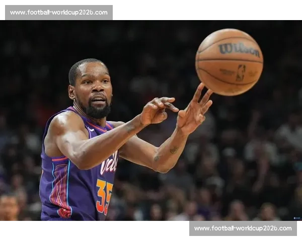 太阳交易杜兰特后重建:中锋补强 + 三新秀崛起,布克顶薪续约成新核 太阳交易杜兰特后重建:中锋补强 + 三新秀崛起,布克顶薪续约成新核